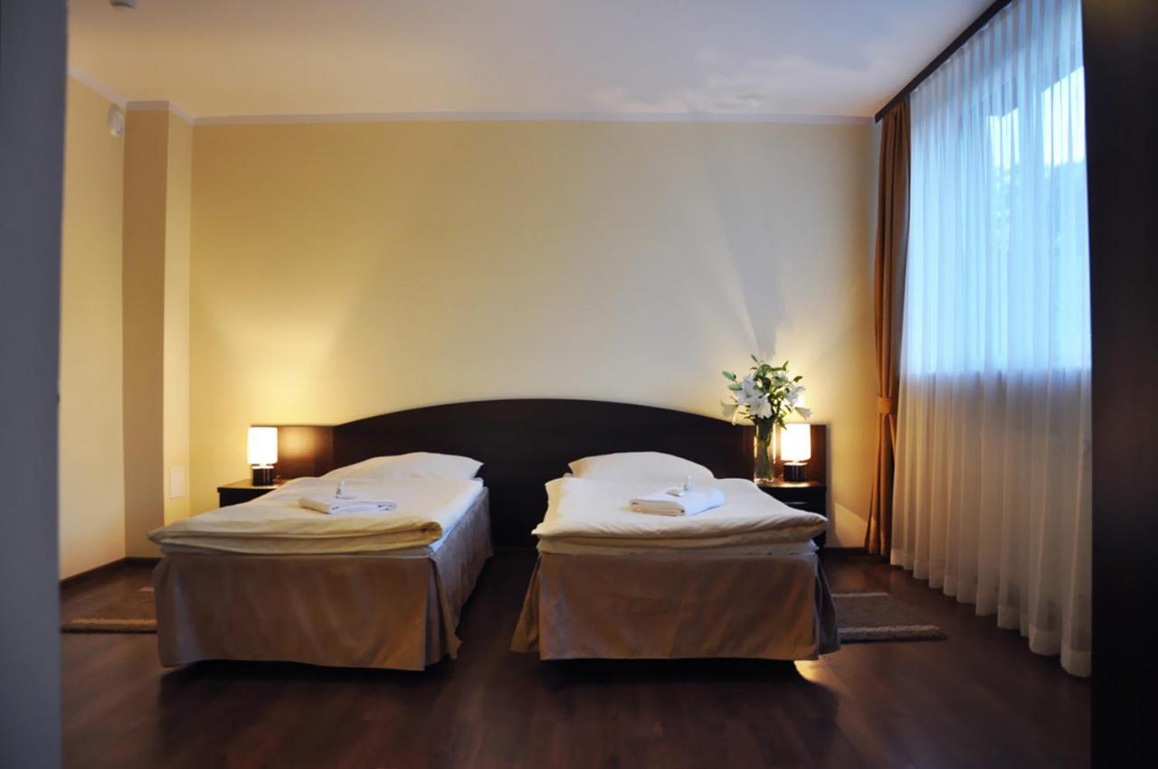 Hotel Pojezierze シュチェチネク 部屋 写真