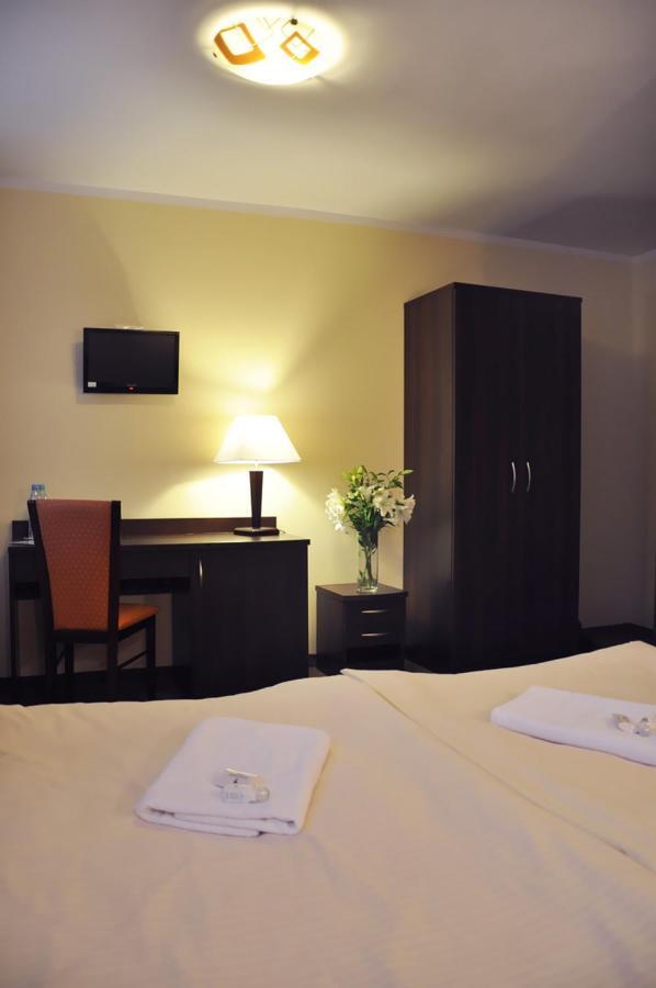 Hotel Pojezierze シュチェチネク 部屋 写真