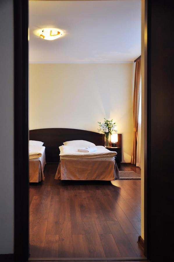 Hotel Pojezierze シュチェチネク 部屋 写真
